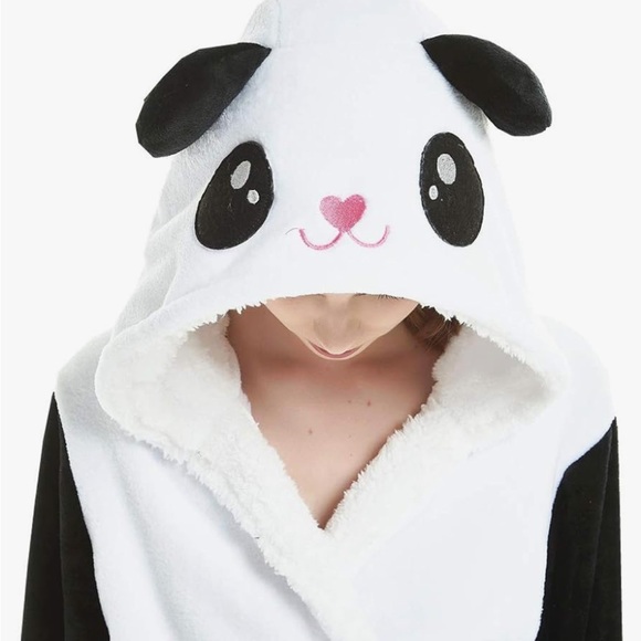 Women’s Panda Robe 🐼 - Picture 3 of 16